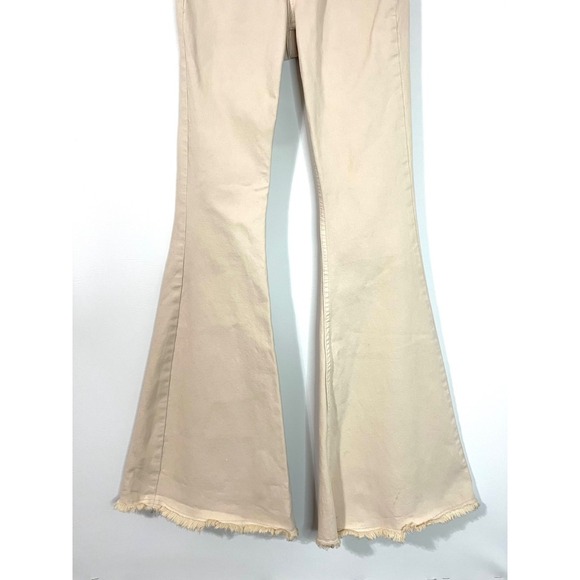 SHYANNE Cream/Ivory Western Country High Rise Stretch Flare Jeans Frayed Hem SIZ - Picture 10 of 10
